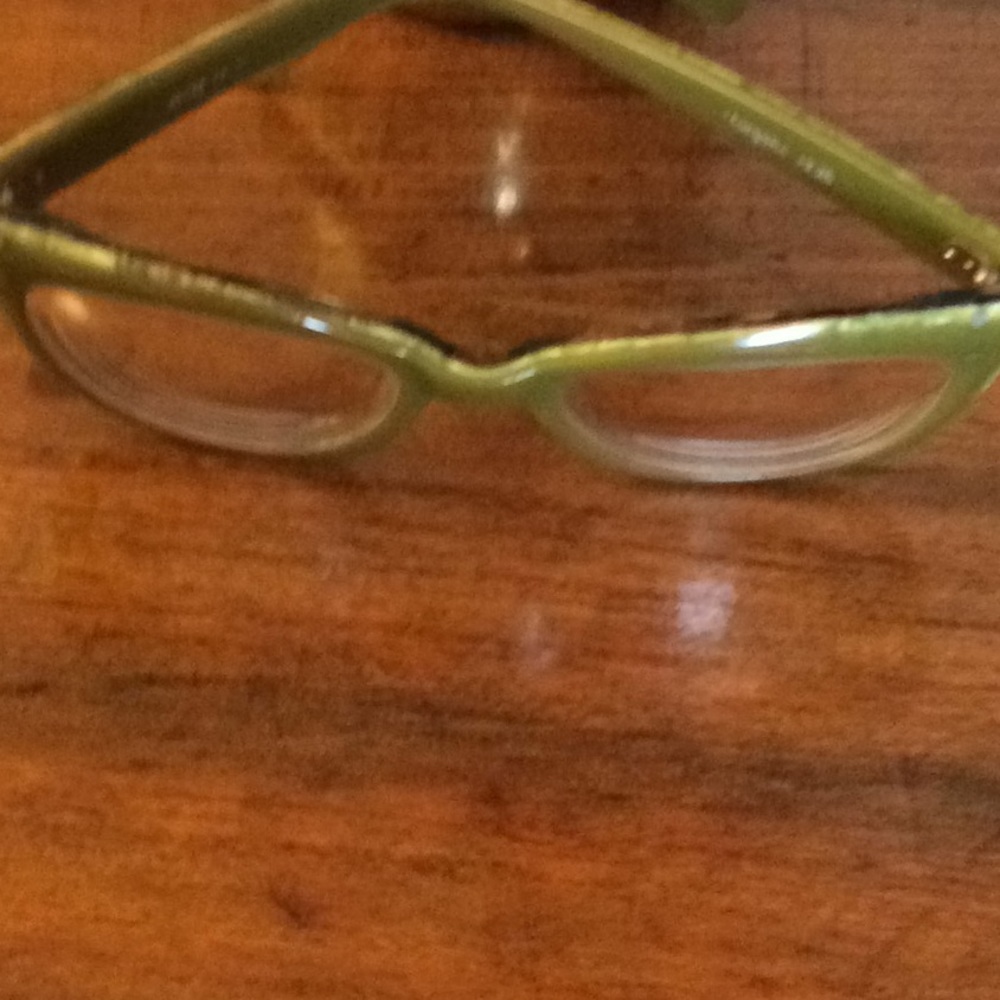 Eyewear - Picture 3 of 3
